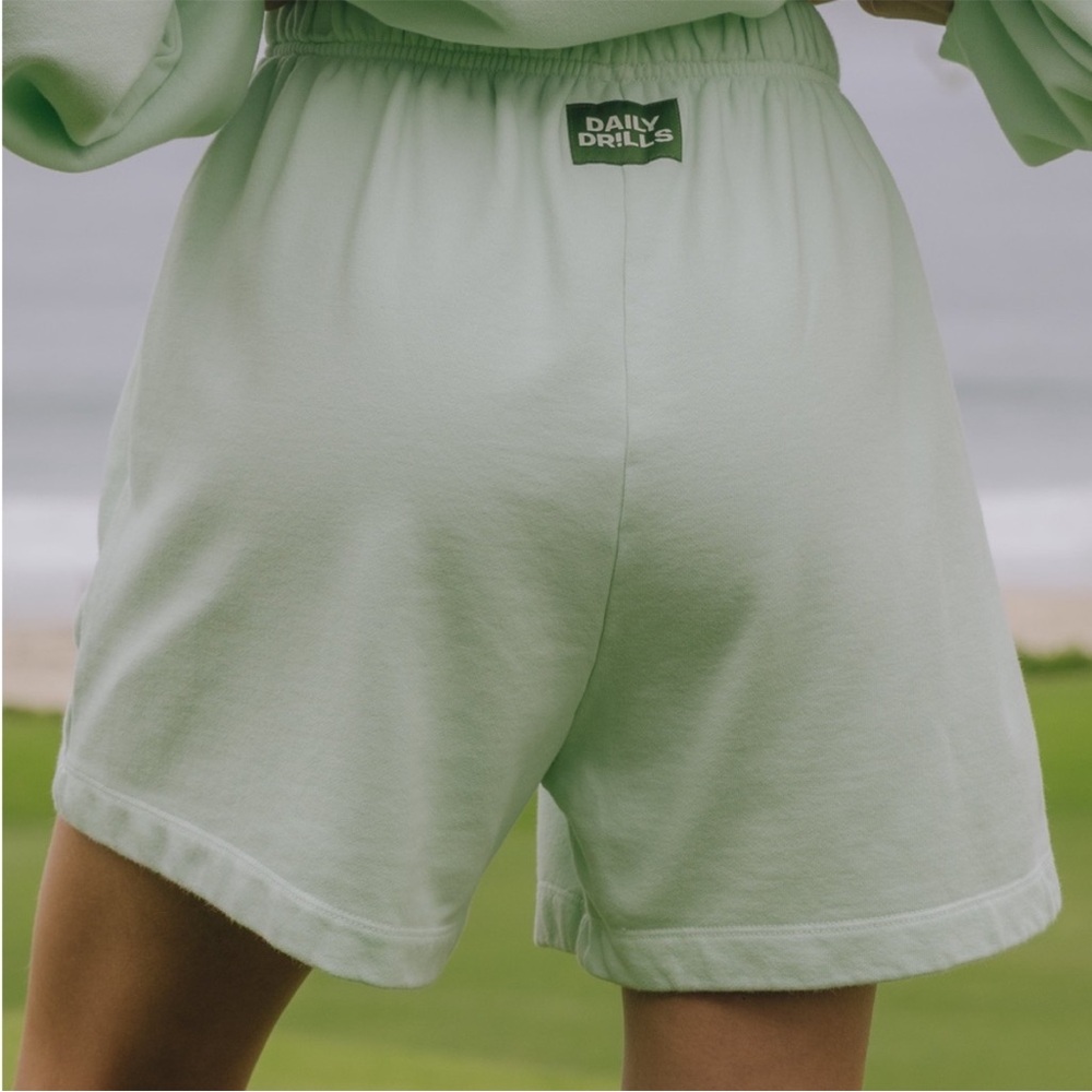 DAILY DRILLS SWEAT SHORTS - Picture 3 of 3